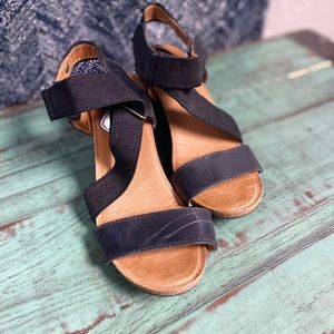 Bussola wedge sandal 6.5M